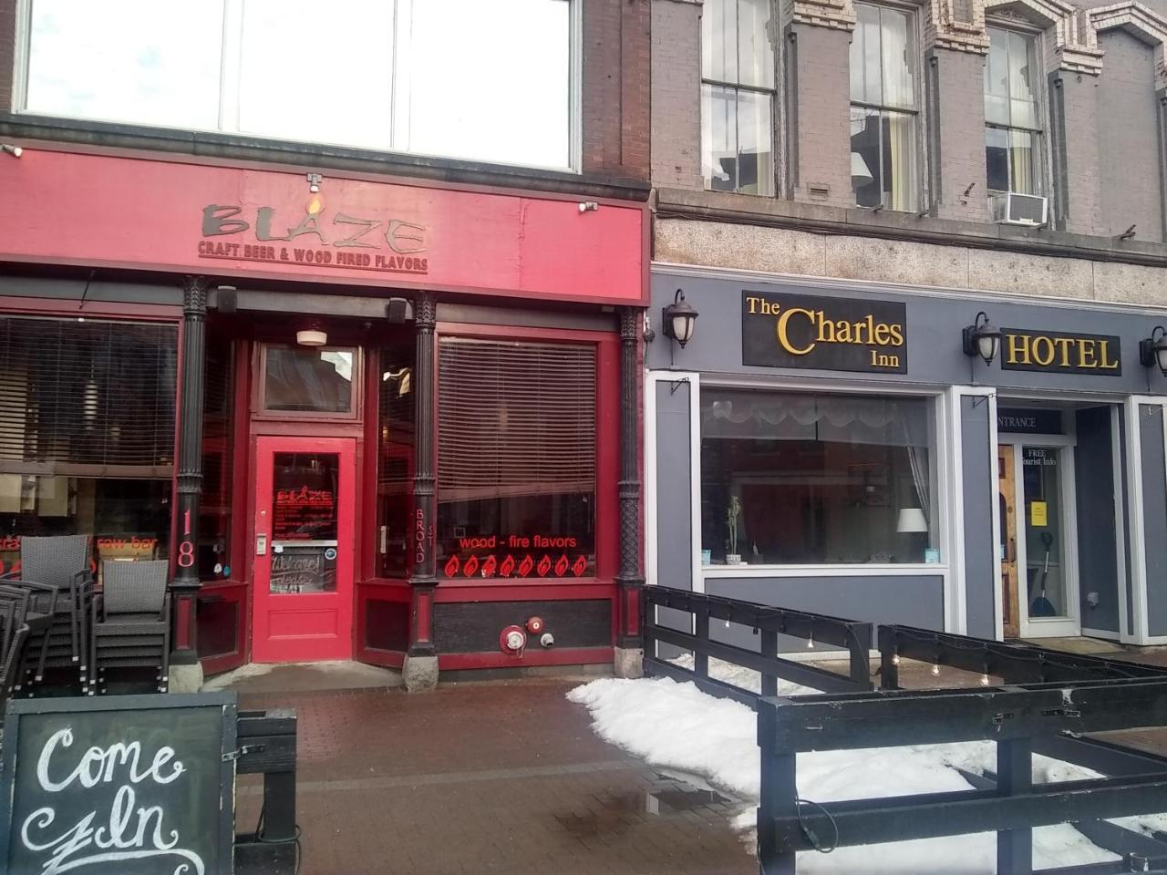 The Charles Inn Bangor Exterior photo